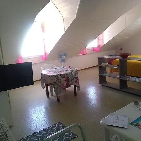 Studio 2-Eme Etage Coeur De Saint-Francois ภายนอก รูปภาพ