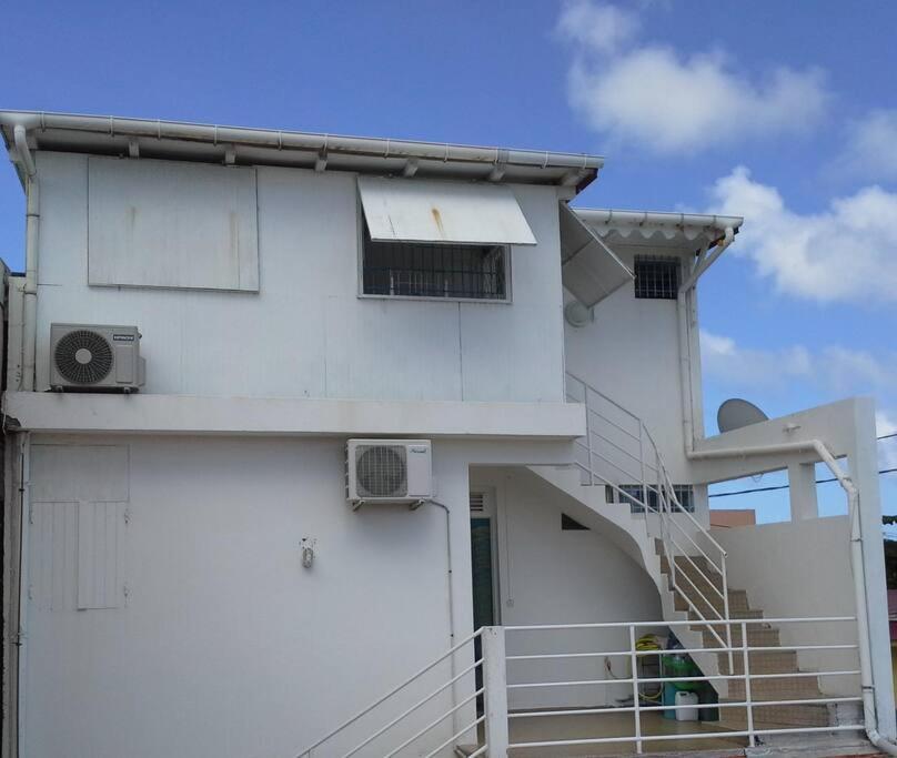 Studio 2-Eme Etage Coeur De Saint-Francois ภายนอก รูปภาพ
